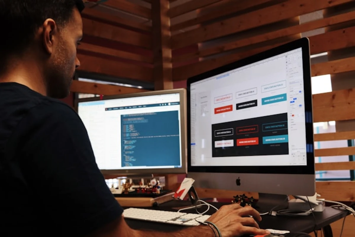 Pitch Deck & Presentation Design